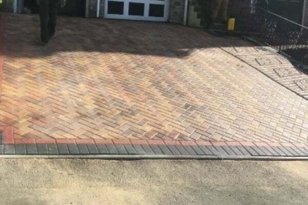 Block Paving Layers for Bramley