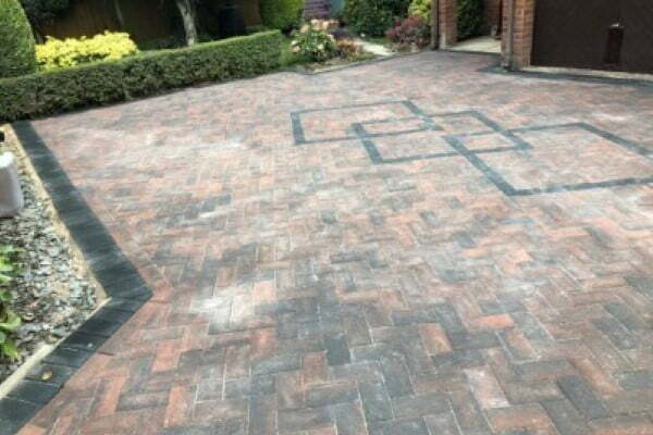 Block Paving Layers for Cobham