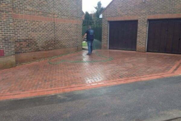 Block Paving Layers for Frimley