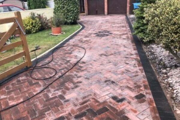 Block Paving Layers for Mytchett