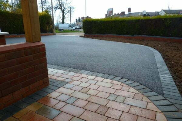 Tarmac Driveway Installers for New Haw