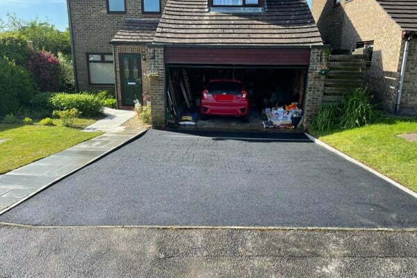 Tarmac Driveway Installers for Worplesdon